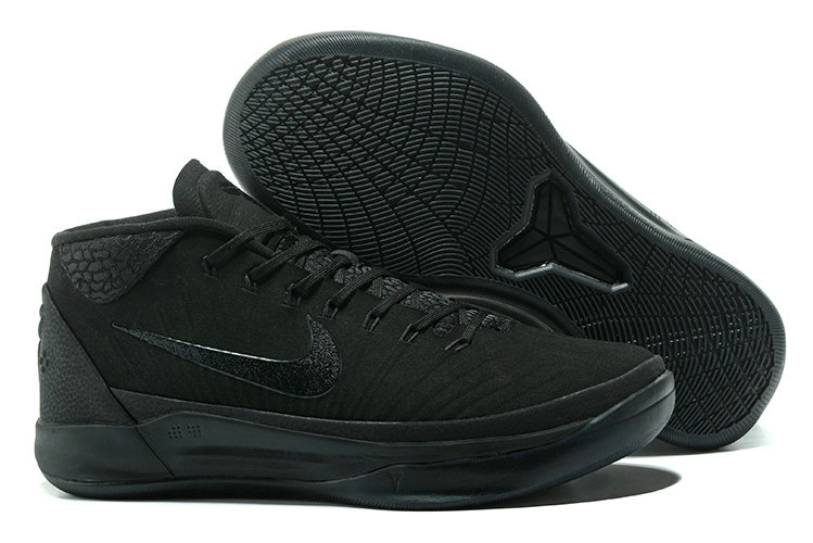 kobe black basketball shoes
